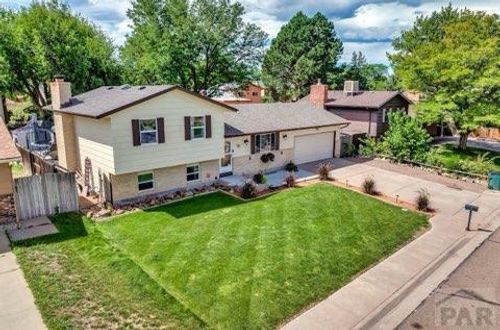 10 Ibis Ln, Pueblo, CO, 81005-1811 | Card Image