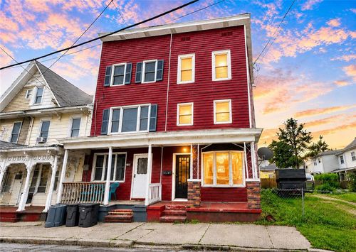 14 E Elm St, Tamaqua, PA, 18252-1403 | Card Image
