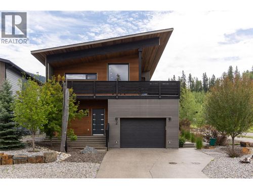 2 Piedmont Dr, Fernie, BC, V0B1M4 | Card Image
