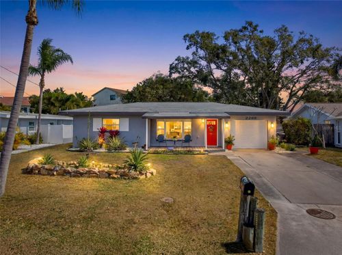 2269 Carolyn Dr, DUNEDIN, FL, 34698-2512 | Card Image