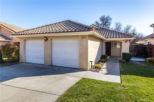 8640 Paseo De Caballo, Atascadero, CA, 93422-5317 | Card Image