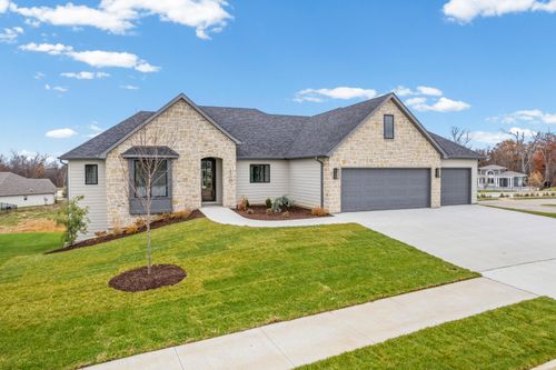 4700 Stayton Ferry Loop, COLUMBIA, MO, 65201-5107 | Card Image