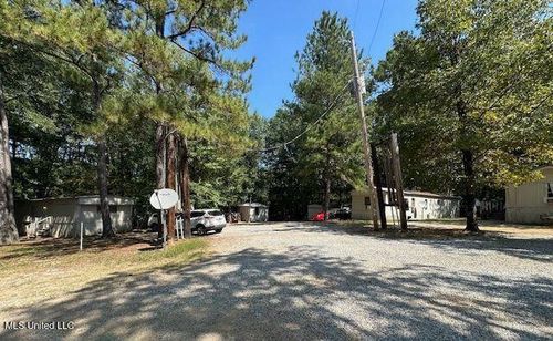 13-3840 Morton Rankin Co Line Rd, Morton, MS, 39117-9050 | Card Image