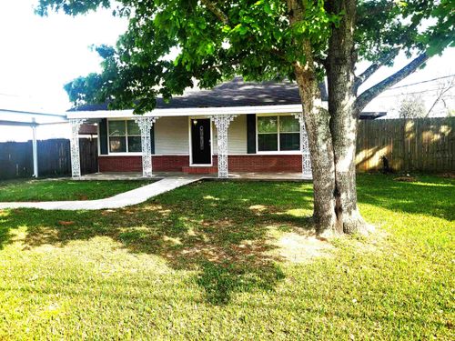 6326 Madison St, Groves, TX, 77619-5322 | Card Image