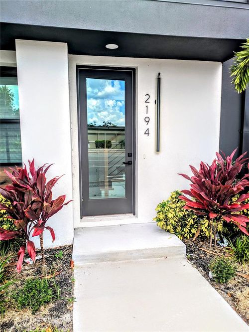 2194 Fruitville Rd, SARASOTA, FL, 34237-4348 | Card Image