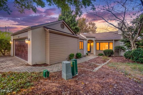 0-804 Xanadu Ct, Johnson City, TN, 37604-3077 | Card Image