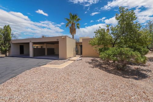 2086 N Camino Alicante, Tucson, AZ, 85715-4109 | Card Image