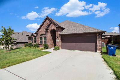 1208 Misty Ridge Drive, House other with 4 bedrooms, 3 bathrooms and null parking in Justin TX | Image 3