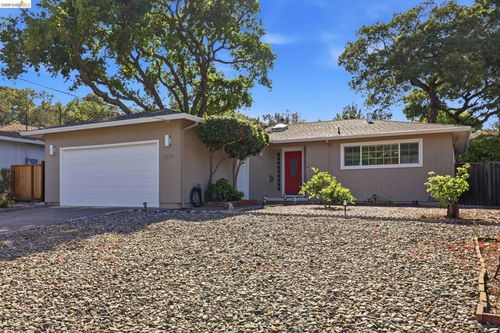 1171 Cambridge St, Novato, CA, 94947-4956 | Card Image