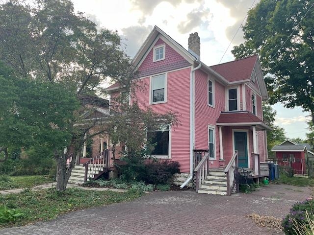 Dickason Blvd, Columbus, WI 53925