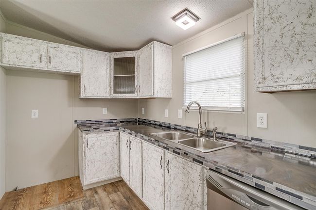129 Clay Ct, House other with 3 bedrooms, 2 bathrooms and null parking in Springtown TX | Image 20