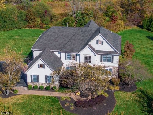 1 Surrey Ln, Lambertville, NJ, 08530-3520 | Card Image