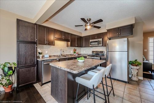 4-361 Arkell Rd, Guelph, ON, N1L1E5 | Card Image
