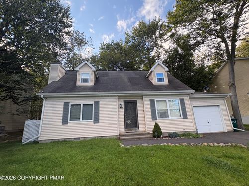 6068 Boardwalk Dr, Tobyhanna, PA, 18466-3209 | Card Image