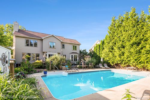6608 Periwinkle Ln, East Lansing, MI, 48823-9611 | Card Image