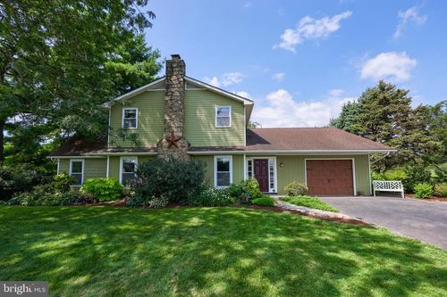 1656 Book Rd, LANCASTER, PA, 17602-1704 | Card Image