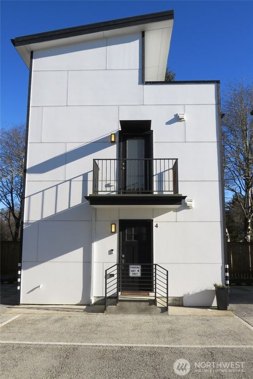 4-890 Magellan Ave Ne, Ocean Shores, WA, 98569-9648 | Card Image