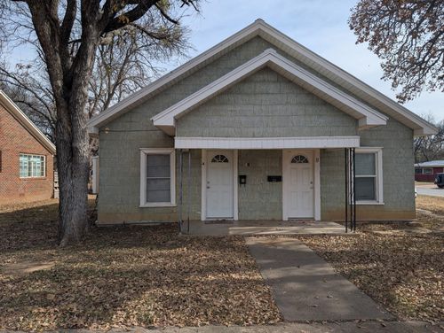 a-731 Cherry St, Graham, TX, 76450-3131 | Card Image