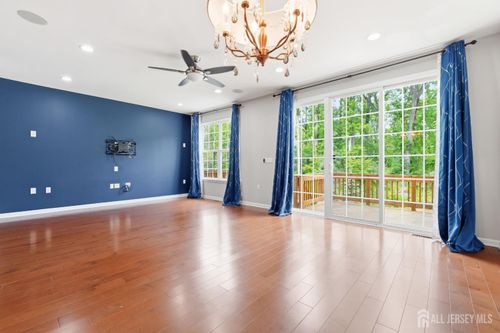 105 Pearce Ln, Monmouth Junction, NJ, 08852-2049 | Card Image