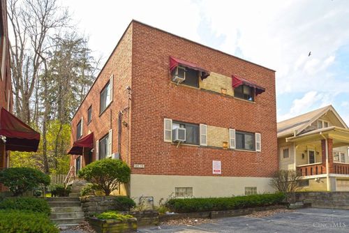 3577 Linwood Ave, Cincinnati, OH, 45226 | Card Image