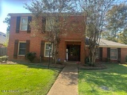 10 Robinwood Place, Jackson, MS, 39211 | Card Image