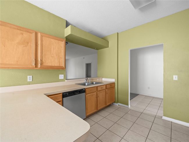 30638 Nickerson Loop, House other with 4 bedrooms, 2 bathrooms and null parking in WESLEY CHAPEL FL | Image 11