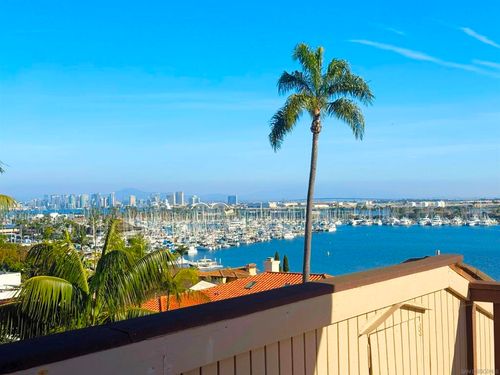 858 Rosecrans St, San Diego, CA, 92106-3043 | Card Image