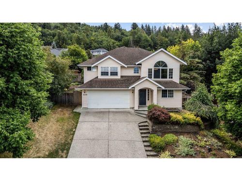 46698 Sylvan Dr, Chilliwack, BC, V2R4E9 | Card Image