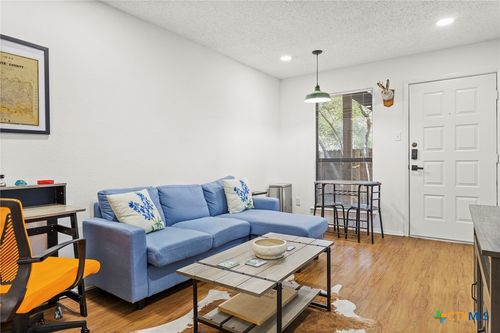 apt-102-4701 Red River St, Austin, TX, 78751-3339 | Card Image