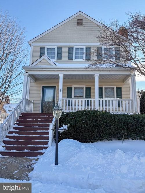 616 Yardley Ln, DOWNINGTOWN, PA, 19335-4829 | Card Image