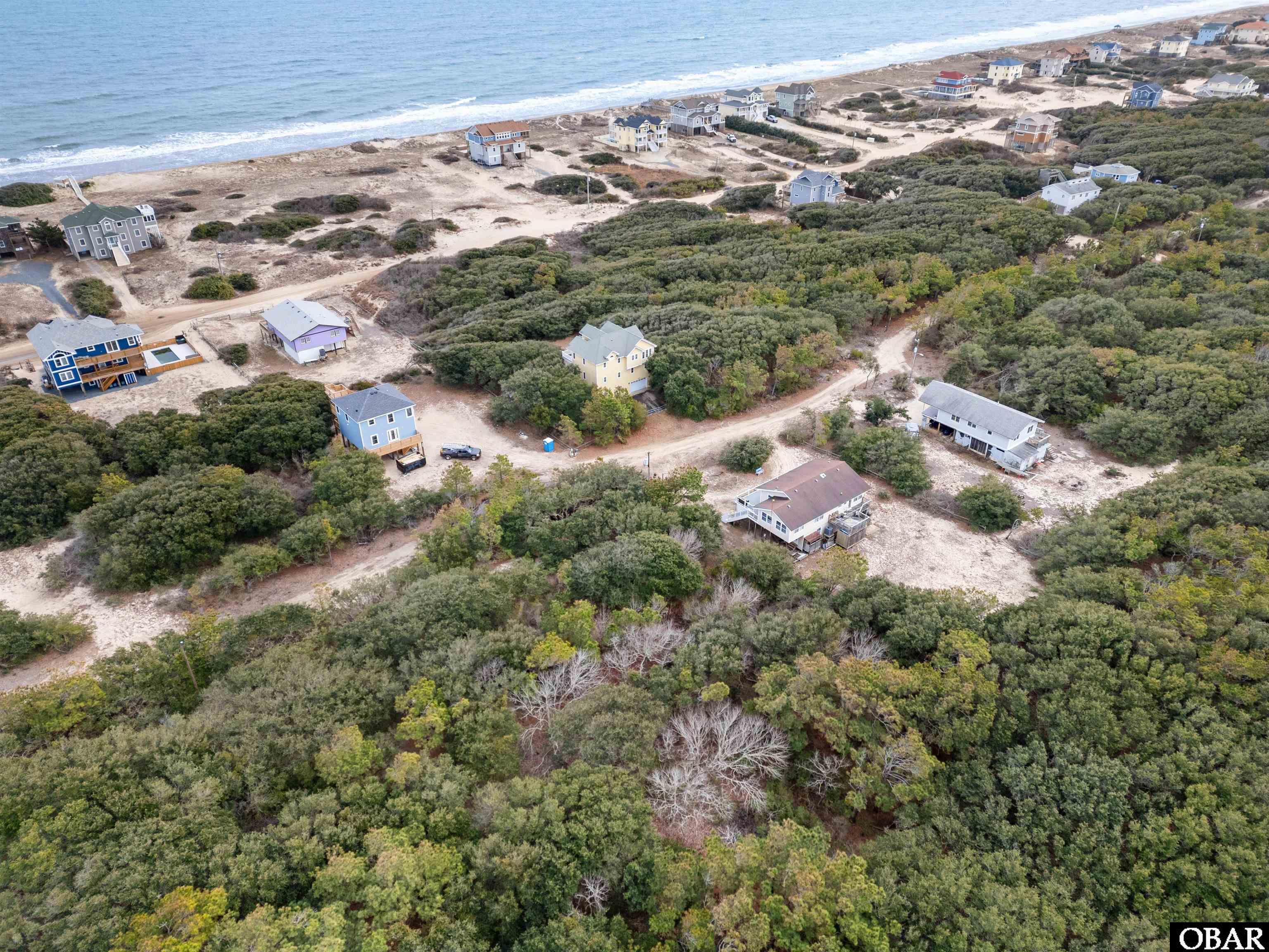 Land in Corolla 5