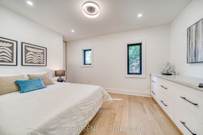 16 Duncannon Dr, House other with 5 bedrooms, 5 bathrooms and 4 parking in Toronto ON | Image 22
