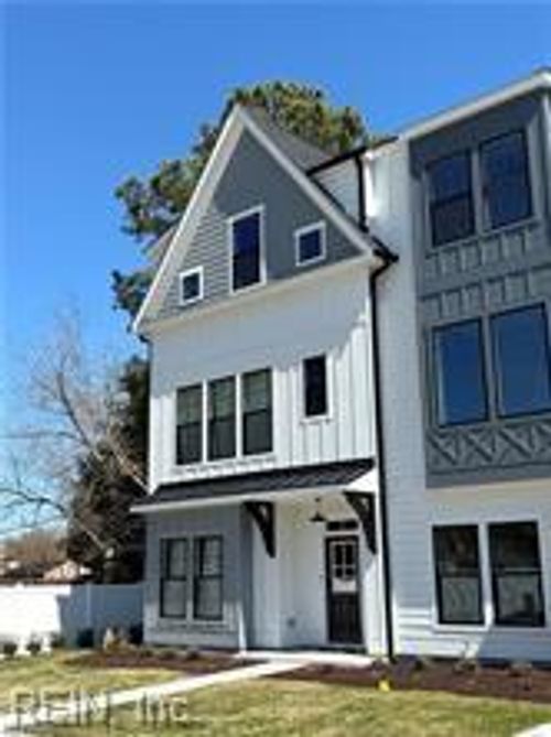 900 Jennings Ln, Chesapeake, VA, 23322-8750 | Card Image