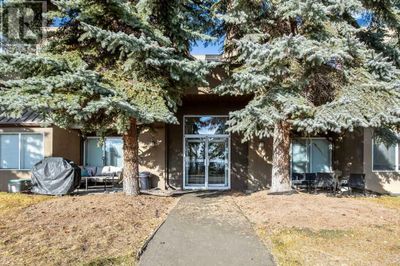 203 Village Terr Sw, Condo with 2 bedrooms, 2 bathrooms and 1 parking in Calgary AB | Image 3