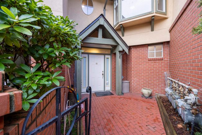15 - 5880 Hampton Place, Townhouse with 3 bedrooms, 2 bathrooms and 2 parking in Vancouver BC | Image 2