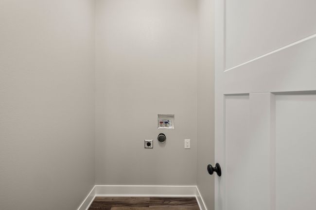 8479 Lakeshore Dr, Home with 3 bedrooms, 2 bathrooms and null parking in Dexter IA | Image 23
