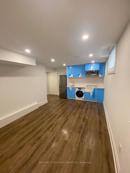 bsmt-65 10 Oaks Blvd, Concord, ON, L4K5G3 | Card Image