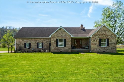 376 Cash Ln, Winfield, WV, 25213-7959 | Card Image