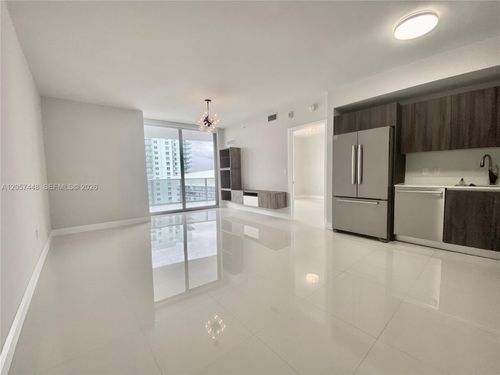 4103-488 Ne 18th St, Miami, FL, 33132-1327 | Card Image