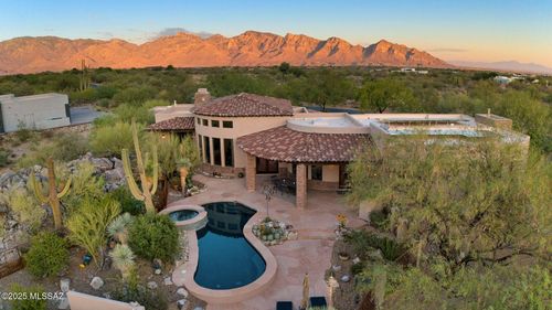 994 W Tortolita Mountain Cir, Oro Valley, AZ, 85755-5908 | Card Image