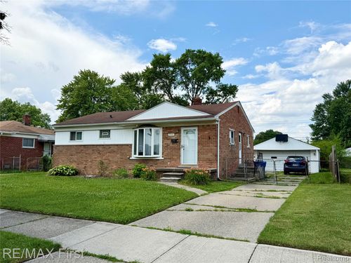 23915 Romano St, Warren, MI, 48091-4548 | Card Image