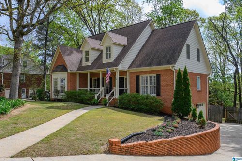 1589 Southpointe Dr, HOOVER, AL, 35244-6734 | Card Image