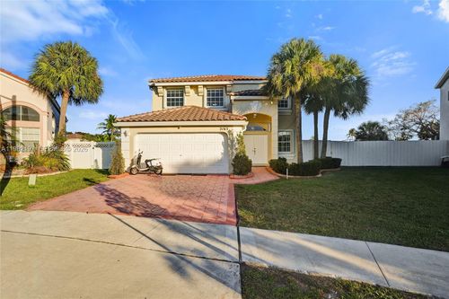 2163 Nw 157th Ln, Pembroke Pines, FL, 33028-2410 | Card Image