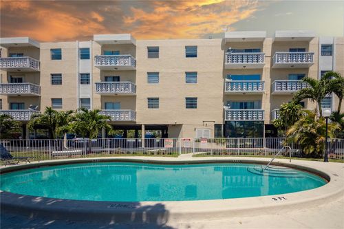 apt-306-1801 Ne 140th St, North Miami, FL, 33181-1347 | Card Image
