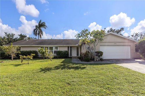 1592 Manchester Boulevard, Fort Myers, FL, 33919 | Card Image