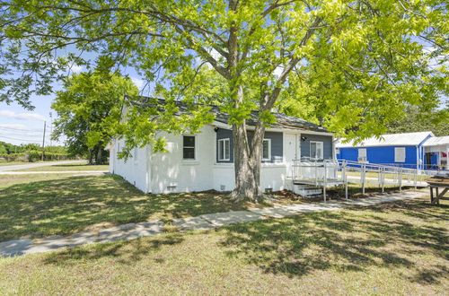 1938 English St, North Charleston, SC, 29405-8043 | Card Image