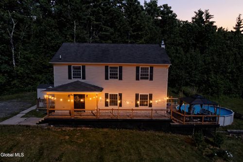 28 Covenant Cir, East Nassau, NY, 12062-1925 | Card Image