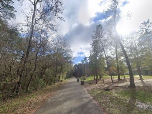 10936 Royal Magnolia Dr, Conroe, TX, 77303-1926 | Card Image