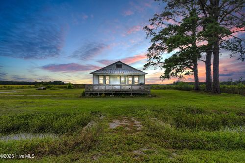 932 Whortonsville Rd, Merritt, NC, 28556-9556 | Card Image