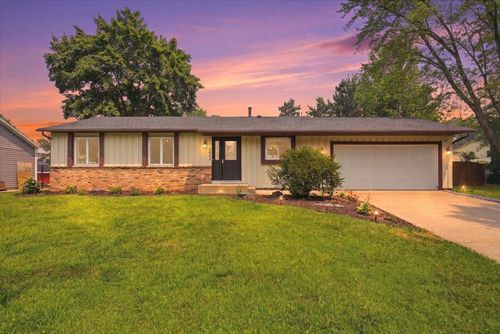 2602 Hawthorne Ln, Stillwater, MN, 55082-5246 | Card Image